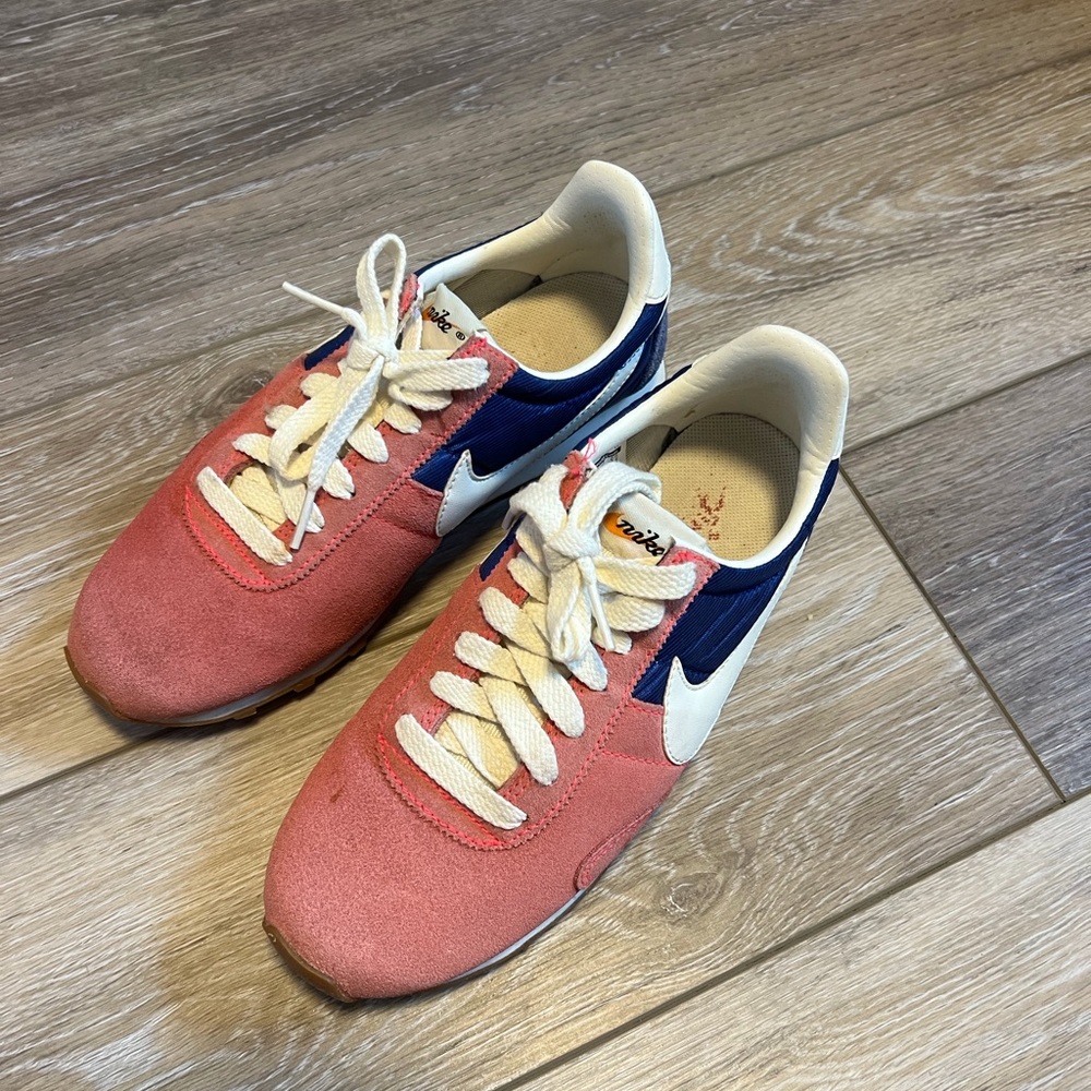 Vintage Nike Pre Montreal Racer Retro Women's Suede Pink/Blue Sneakers Sz us 6.5
